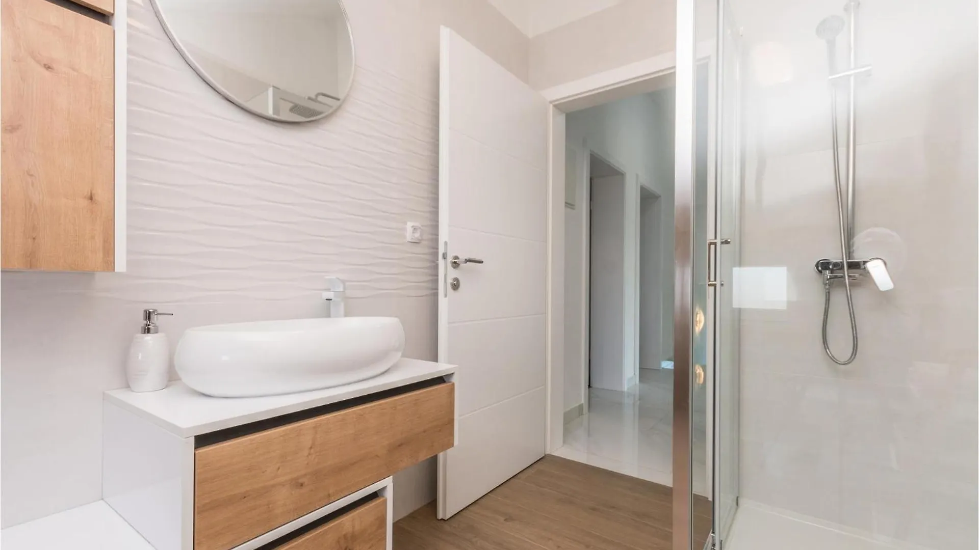Lovely Home In Perusic Donji With Wifi 0*, Dusic